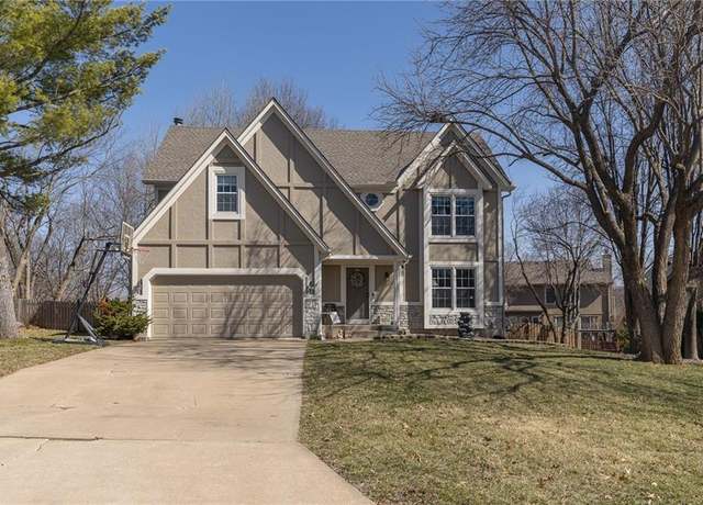 Property at 5129 Roberts St, Shawnee, KS 66226, 4 beds, 2.5 baths