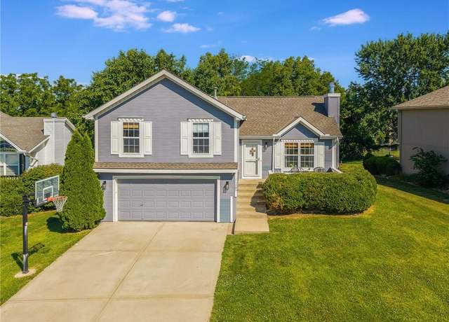 Property at 11303 N Ditman Ave, Kansas City, MO 64157, 4 beds, 3 baths