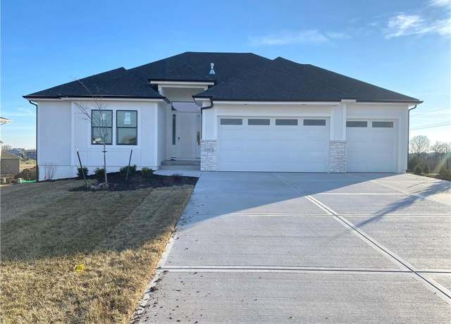 Property at 13473 W 177th St, Overland Park, KS 66013, 4 beds, 3.5 baths