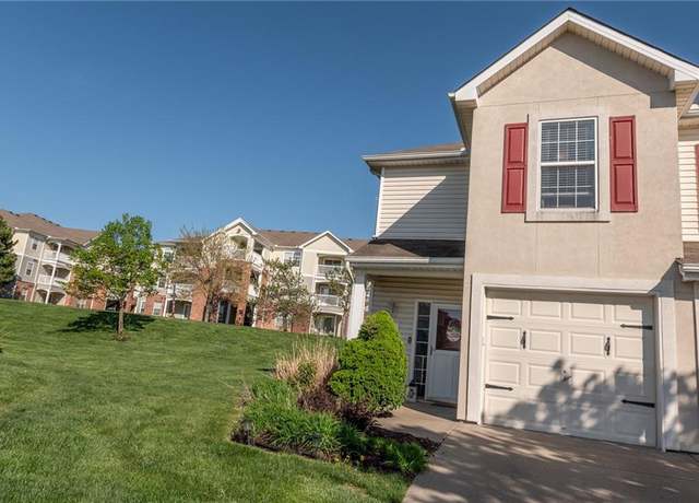 Property at 7 NE 94th Ct, Kansas City, MO 64155, 3 beds, 2.5 baths