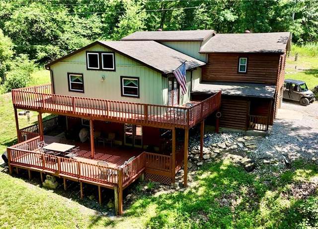 Property at 615 Lake Viking Ter, Gallatin, MO 64640, 4 beds, 3 baths