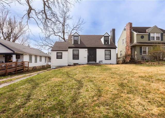 Property at 1183 E 77th St, Kansas City, MO 64131, 3 beds, 2 baths