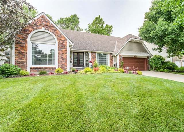 Property at 8404 Rosehill Rd, Lenexa, KS 66215, 4 beds, 2.5 baths