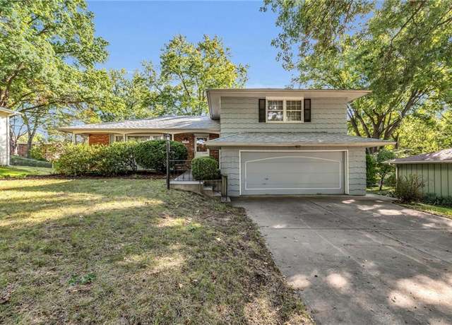 Property at 8337 Oakland Ave, Kansas City, KS 66112, 3 beds, 3 baths