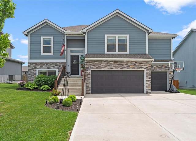Property at 16025 Craig St, Basehor, KS 66007, 5 beds, 3 baths