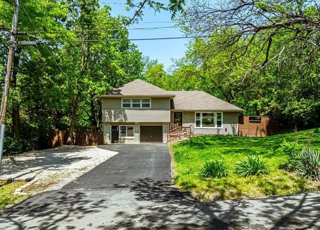 Property at 7508 E 83rd St, Kansas City, MO 64138, 3 beds, 3 baths