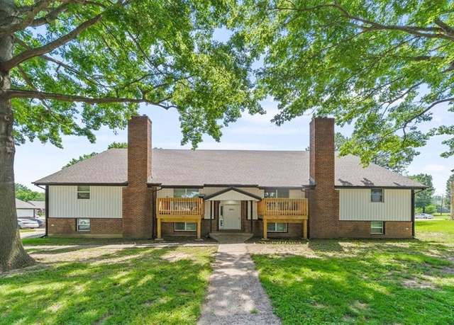 Property at 1001 Twin Oaks Ter, Harrisonville, MO 64701, 14 beds, 11.5 baths