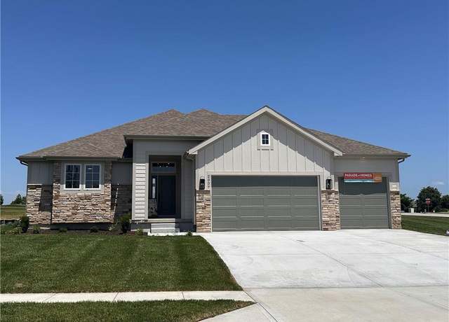 Property at 2007 Foxtail Pt, Kearney, MO 64060, 4 beds, 3 baths