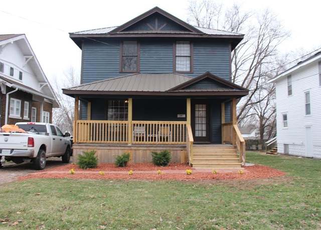 Property at 208 Jackson St, Chillicothe, MO 64601, 4 beds, 1.5 baths