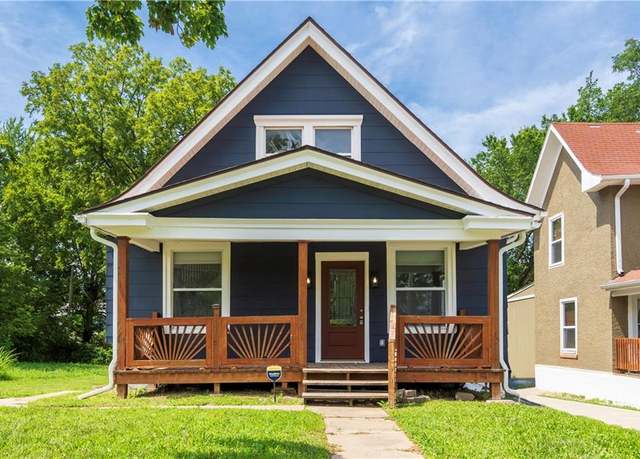 Property at 2320 Elmwood Ave, Kansas City, MO 64127, 3 beds, 1 bath