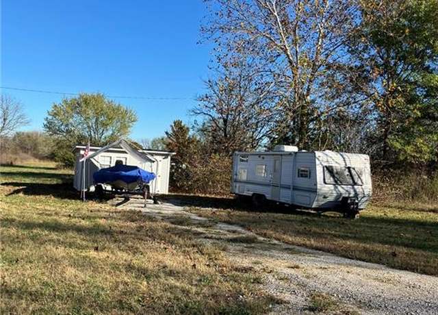 Property at 78 Branch Dr, Mound City, KS 66056