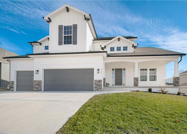 Property at 1051 Fir Ln, Liberty, MO 64068, 4 beds, 3.5 baths