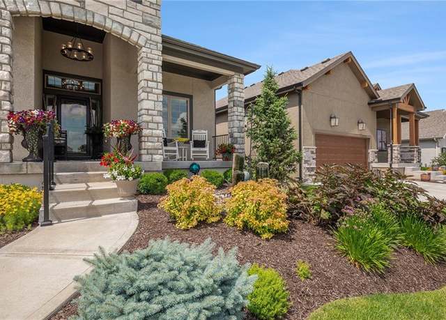 Property at 15278 W 173rd St, Olathe, KS 66062, 4 beds, 3 baths