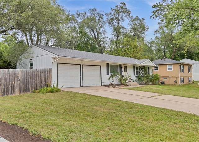 Property at 8700 E Bannister Ter, Kansas City, MO 64134, 3 beds, 1.5 baths