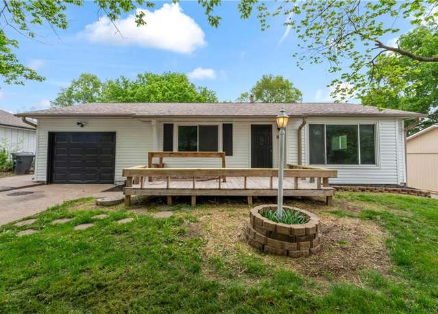 Property at 11 240th Rd, Warrensburg, MO 64093, 3 beds, 2.5 baths