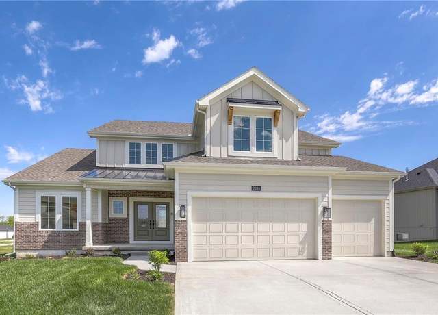 Property at 2034 SW Harvest Moon Ln, Lee's Summit, MO 64082, 4 beds, 3.5 baths