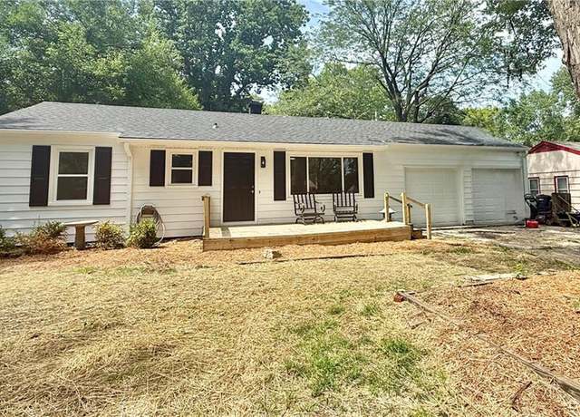 Property at 9012 E 75th St, Raytown, MO 64138, 3 beds, 1 bath