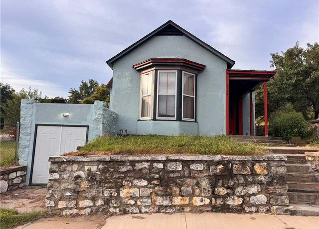 Property at 1124 Felix St, St Joseph, MO 64501, 2 beds, 2 baths