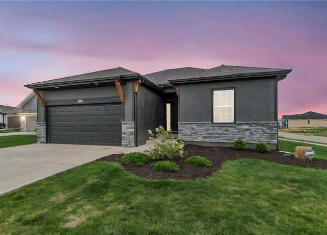 Property at 15171 W 173 St, Olathe, KS 66062, 4 beds, 3 baths