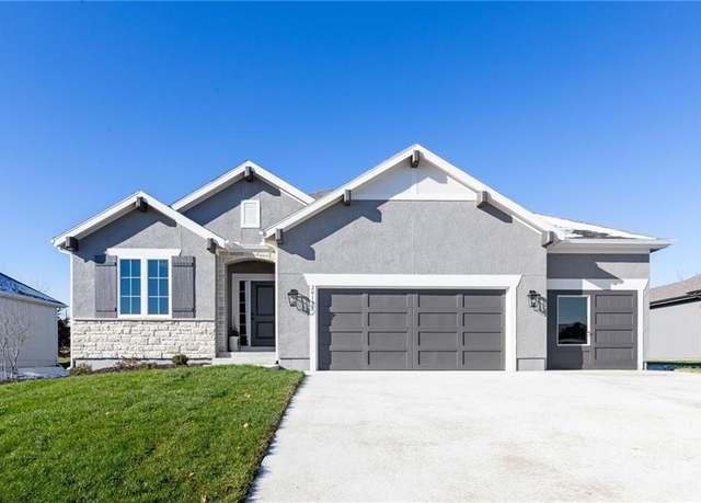Property at 20269 W Barker St, Spring Hill, KS 66083, 4 beds, 3 baths