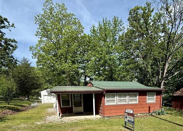 Property at 29243 Serene Ave, Warsaw, MO 65355, 3 beds, 1 bath