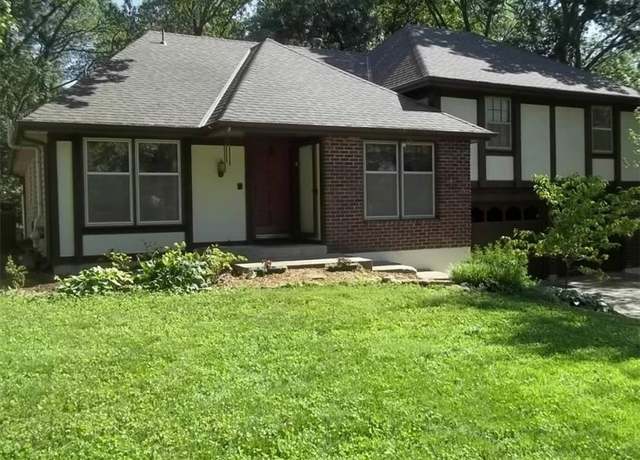 Property at 14013 W 48th Ter, Shawnee, KS 66216, 4 beds, 2.5 baths