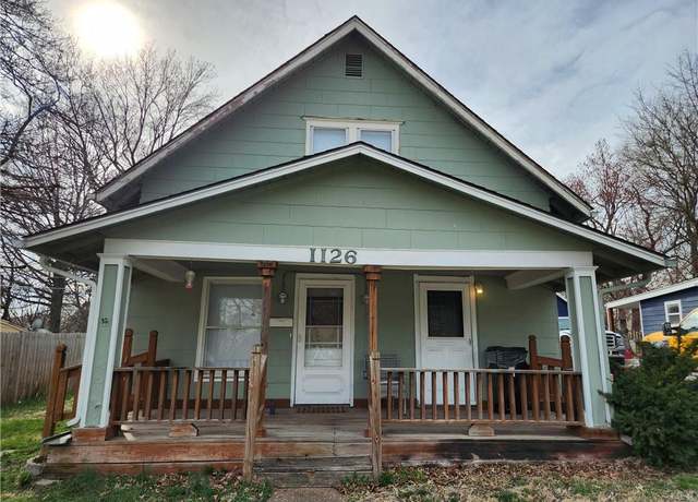Property at 1126 S Pearl St, Independence, MO 64050, 3 beds, 2 baths