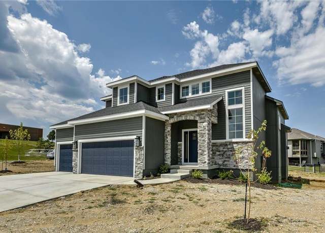 Property at 16247 S Kill Creek Rd, Gardner, KS 66030, 4 beds, 3.5 baths