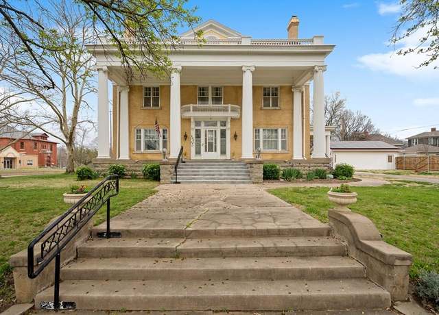 Property at 500 E Myrtle St, Independence, KS 67301, 3 beds, 3 baths