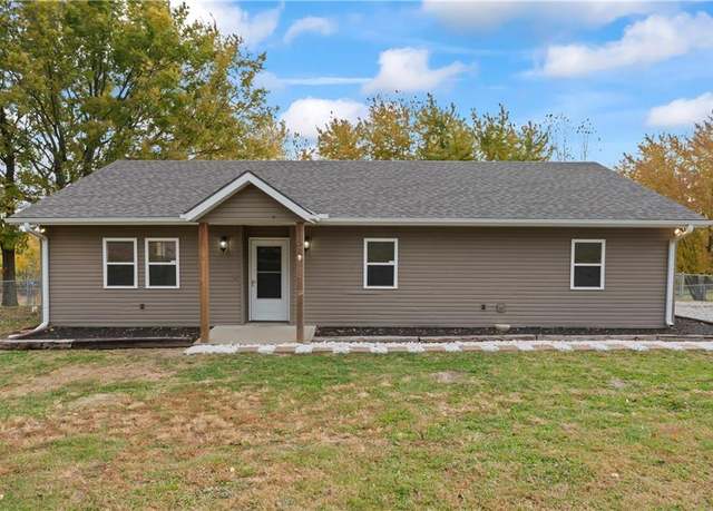 Property at 1795 615th Rd, Kingsville, MO 64061, 3 beds, 2 baths