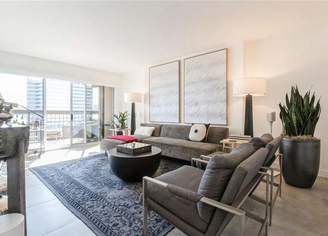 Property at 2510 Grand Blvd #1102, Kansas City, MO 64108, 1 bed, 1 bath