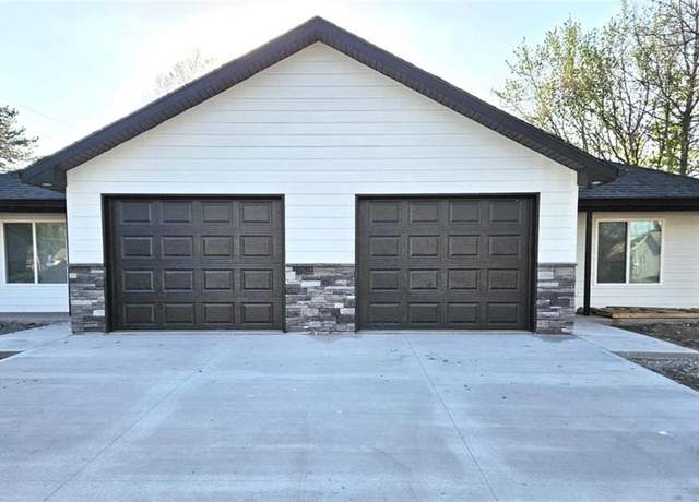 Property at 1220 Ohio St, Sedalia, MO 65301, 6 beds