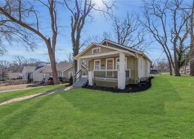 Property at 1901 E 79th St, Kansas City, MO 64132, 2 beds, 2 baths