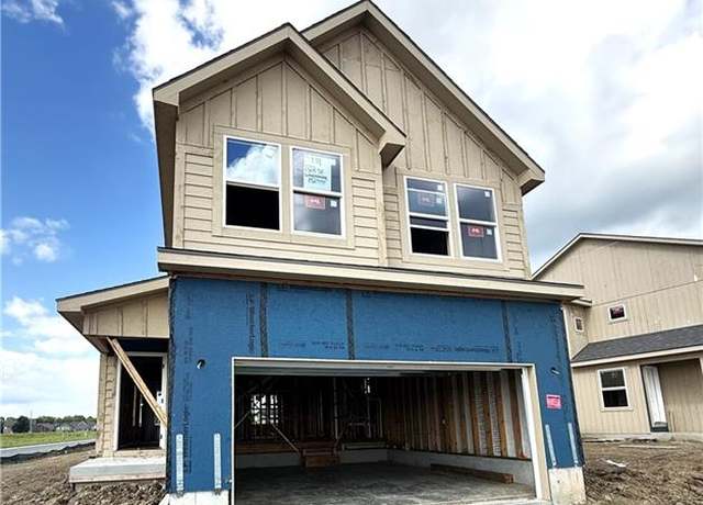 Property at 1304 SE Windbreak Dr, Lee's Summit, MO 64081, 4 beds, 2.5 baths