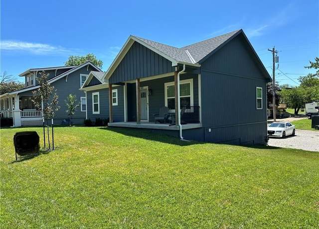 Property at 1031 Church St, Eudora, KS 66025, 3 beds, 3 baths