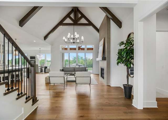Property at 2813 W 175th Pl, Overland Park, KS 66085, 5 beds, 5.5 baths