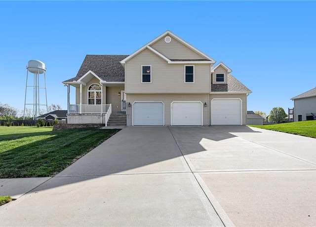 Property at 7385 SW Karen Rd, Trimble, MO 64492, 4 beds, 2.5 baths