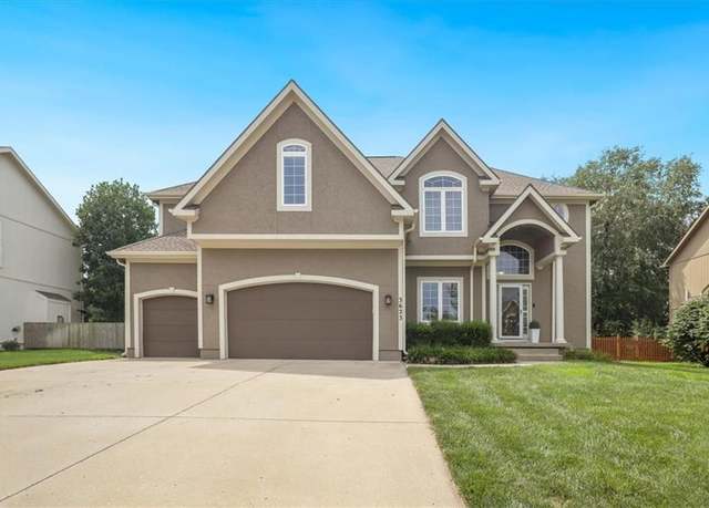 Property at 3623 NE 95th Ter, Kansas City, MO 64156, 4 beds, 4.5 baths