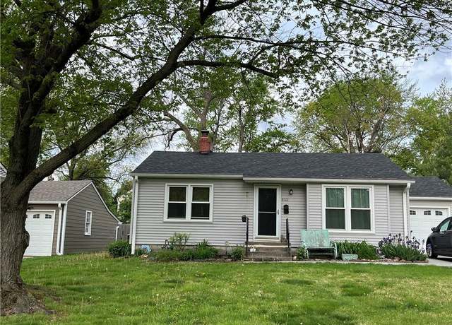 Property at 8112 Jarboe St, Kansas City, MO 64114, 2 beds, 1 bath