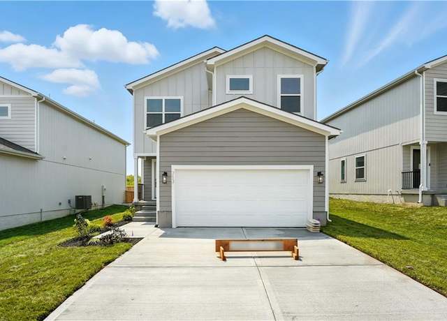 Property at 713 Glenn Cir, Raymore, MO 64083, 4 beds, 3.5 baths