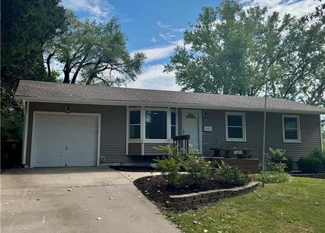 Property at 7803 E 50th Ter, Kansas City, MO 64129, 3 beds, 1.5 baths