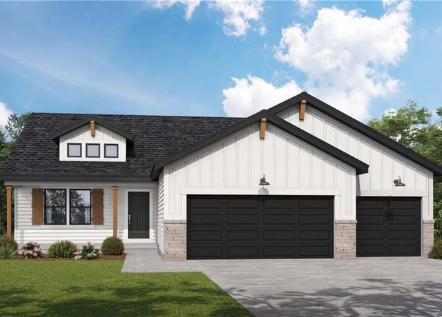 Property at 604 Mayfair Ct, Raymore, MO 64083, 3 beds, 2 baths