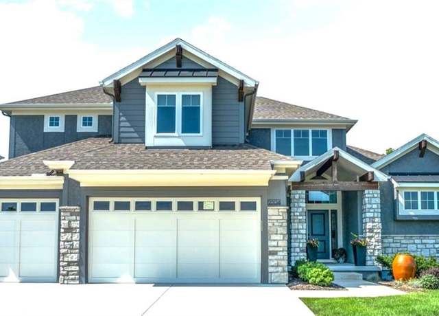 Property at 2504 W 179th St, Overland Park, KS 66085, 6 beds, 4.5 baths