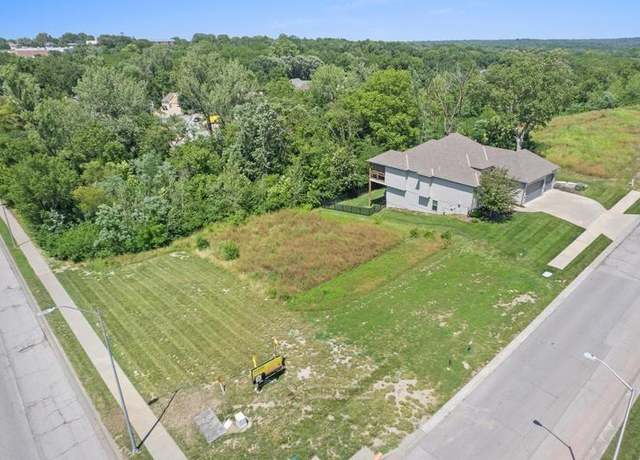 Property at 8 E 122 St, Kansas City, MO 64146