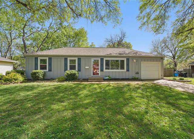 Property at 9211 W 98th Ter, Overland Park, KS 66212, 3 beds, 1 bath