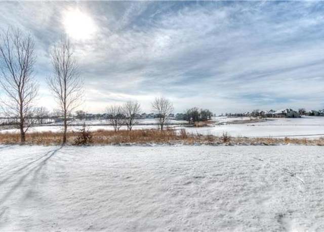 Property at 3526 NE 102nd Ter, Kansas City, MO 64155, 5 beds, 6.5 baths