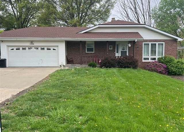 Property at 1706 N Leonard Rd, St Joseph, MO 64506, 3 beds, 2.5 baths