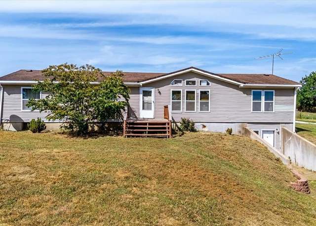 Property at 32314 W 335th St, Osawatomie, KS 66064, 3 beds, 2 baths