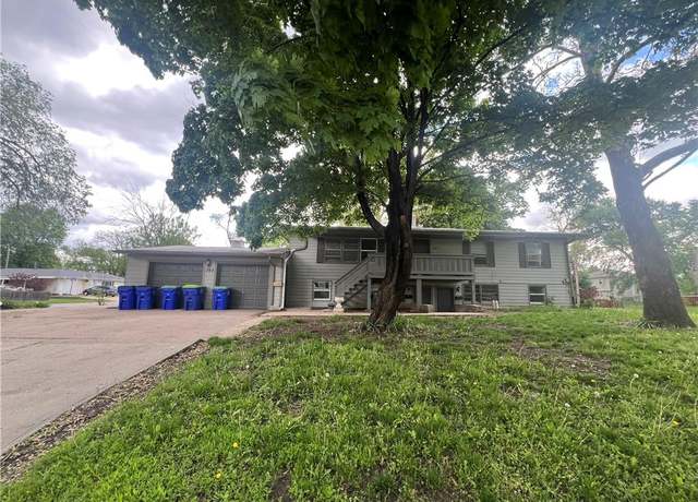 Property at 133 N White Dr, Gardner, KS 66030, 7 beds