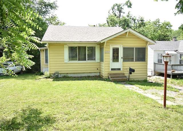 Property at 1906 S Ash Ave, Independence, MO 64052, 2 beds, 1 bath